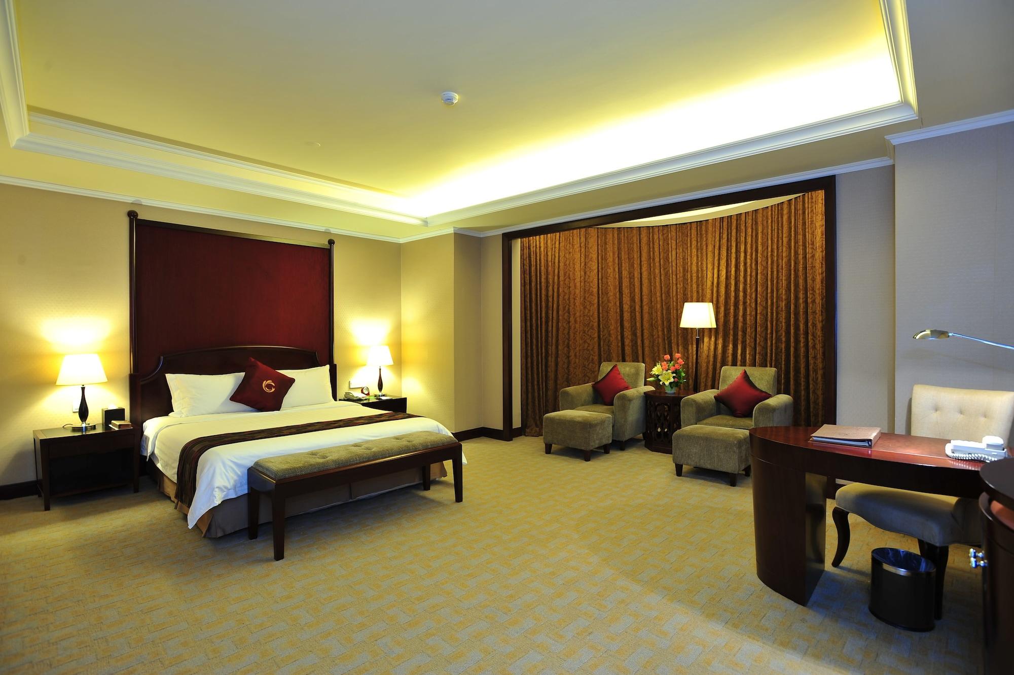 The Royal Marina Plaza Hotel Guangzhou Exterior photo