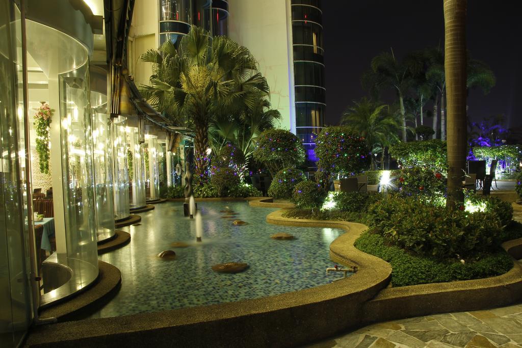 The Royal Marina Plaza Hotel Guangzhou Exterior photo