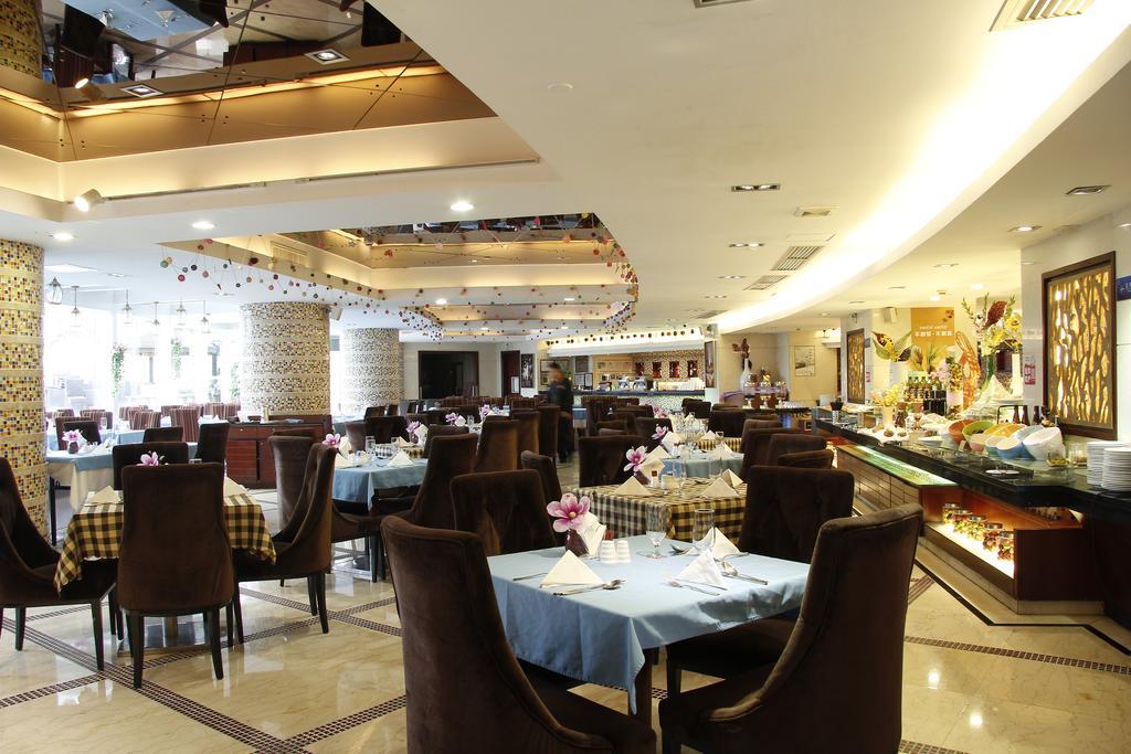 The Royal Marina Plaza Hotel Guangzhou Exterior photo